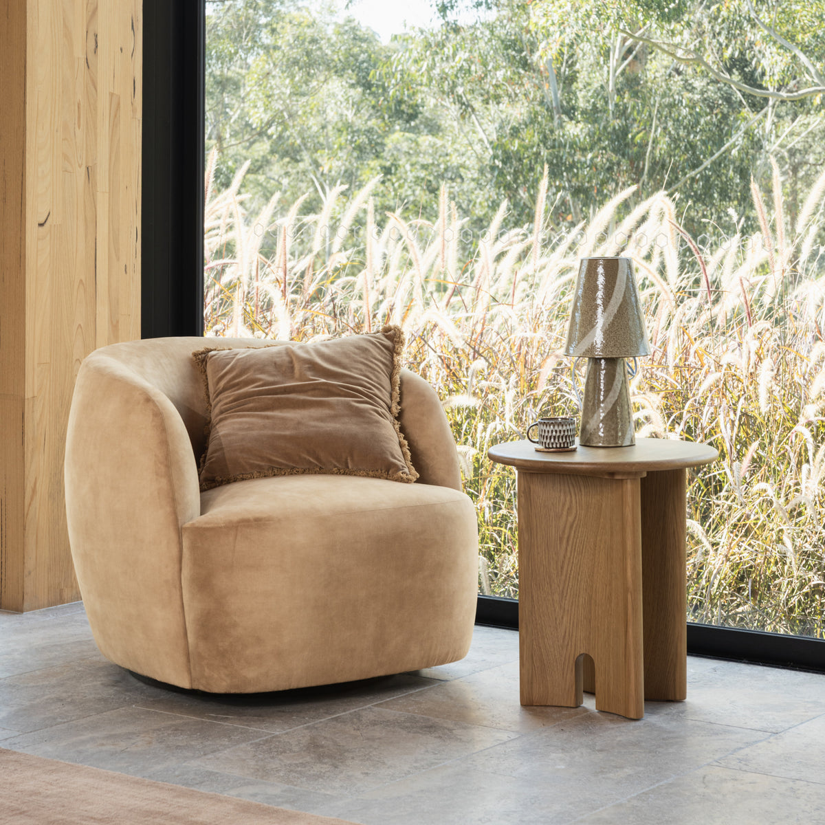 Arlo-Swivel-Armchair-Desert-Fawn-Velvet--LL2VC1--Lifestyle-12-sq.jpg