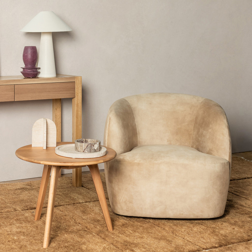 Arlo-Swivel-Armchair-Desert-Fawn-Velvet-LL2VC1-Lifestyle-2-sq.jpg