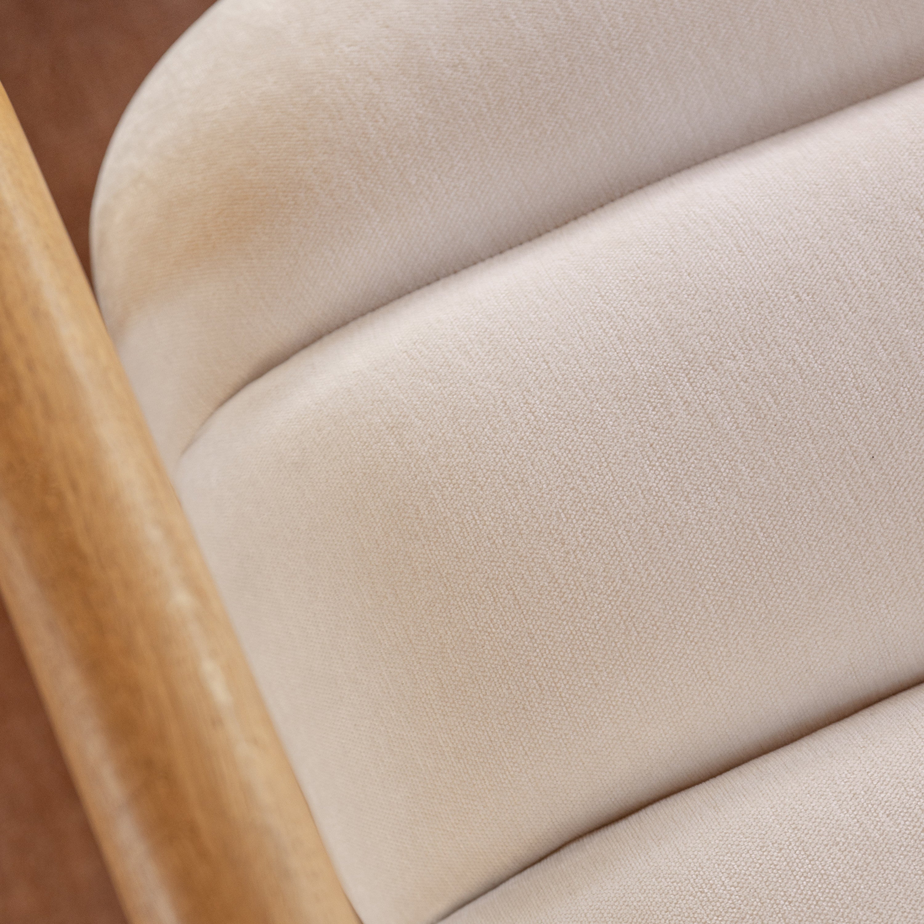 Luno-Armchair-Oak-Cloud-White--PM1001--detail-2-sq.jpg