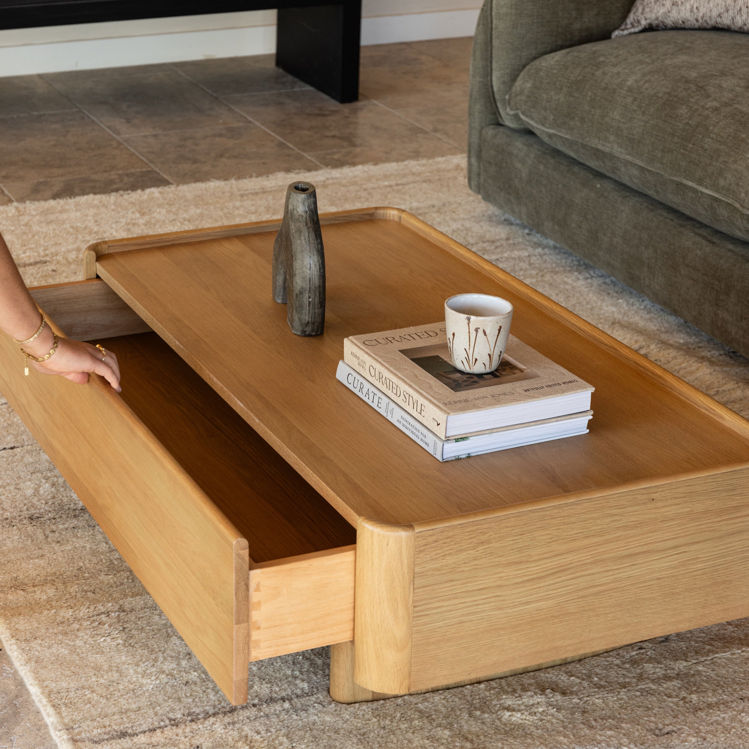Luno-Coffee-Table-Oak--RL1020--lifestyle-3-sq.jpg