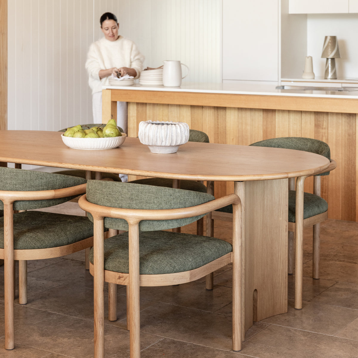 Luno-Oval-Dining-Table-Chairs-Oak--SHARED--lifestyle-5-sq.jpg