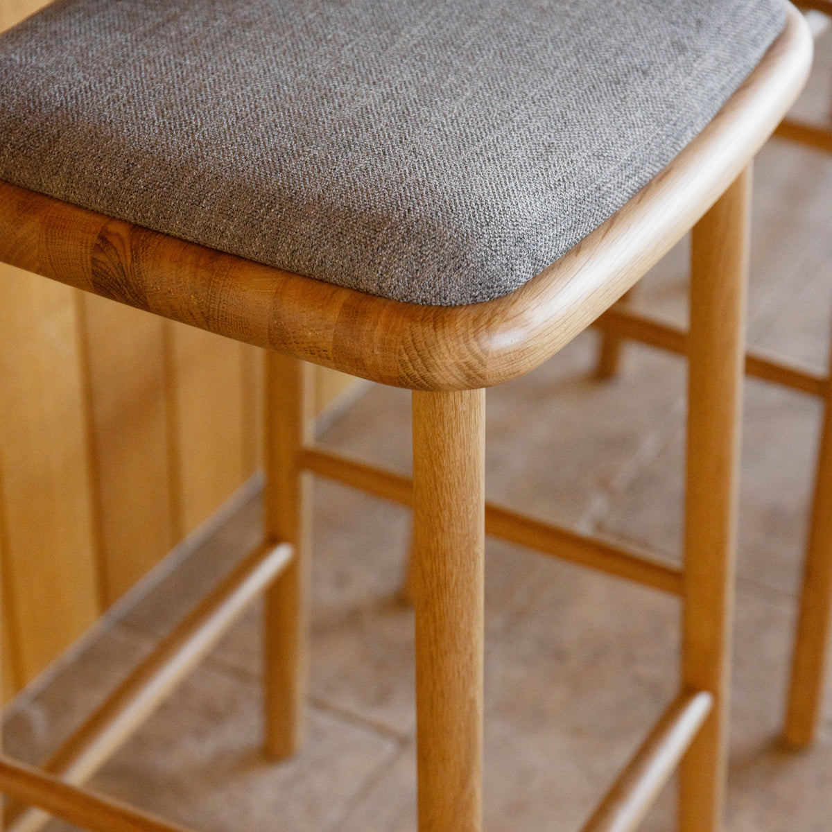 anton-bar-stool-oak-pewter-grey-fabric-DF8CA1--detail-sq.jpg