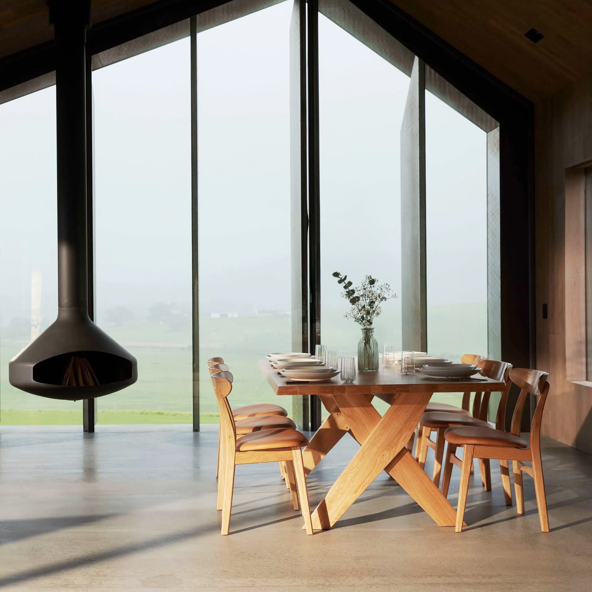 iconbydesign-axel-dining-table-oak--SHARED--lifestyle-3.jpg