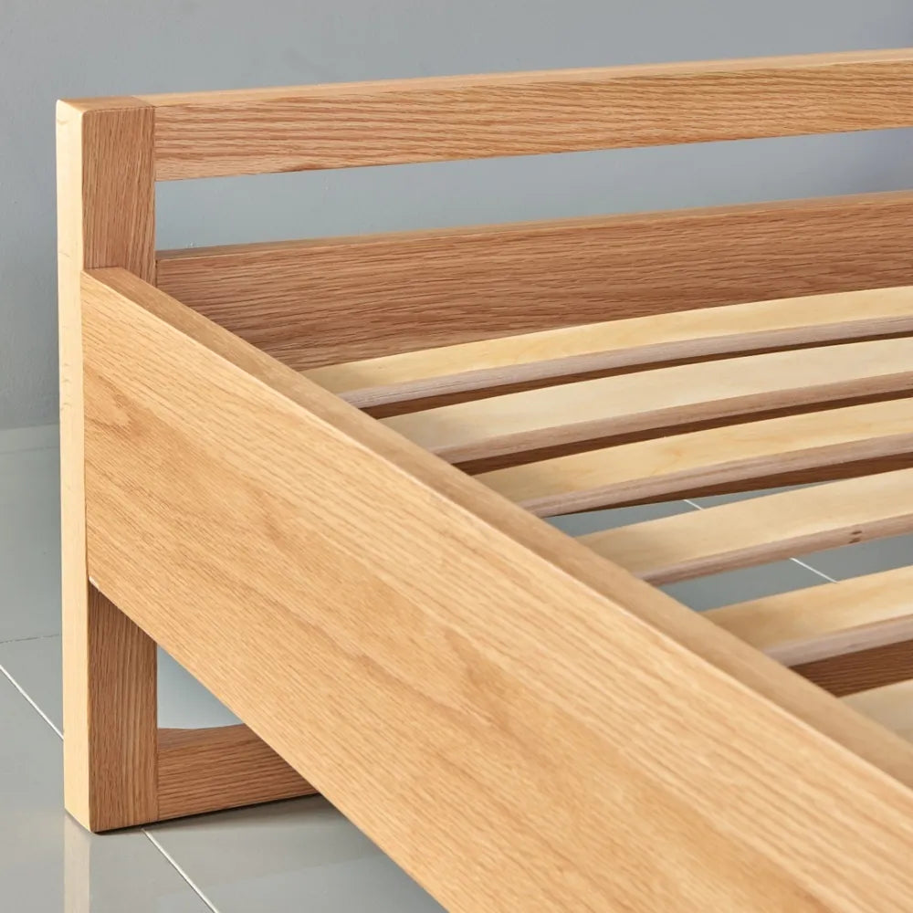 Bruno Bed Base King American Oak