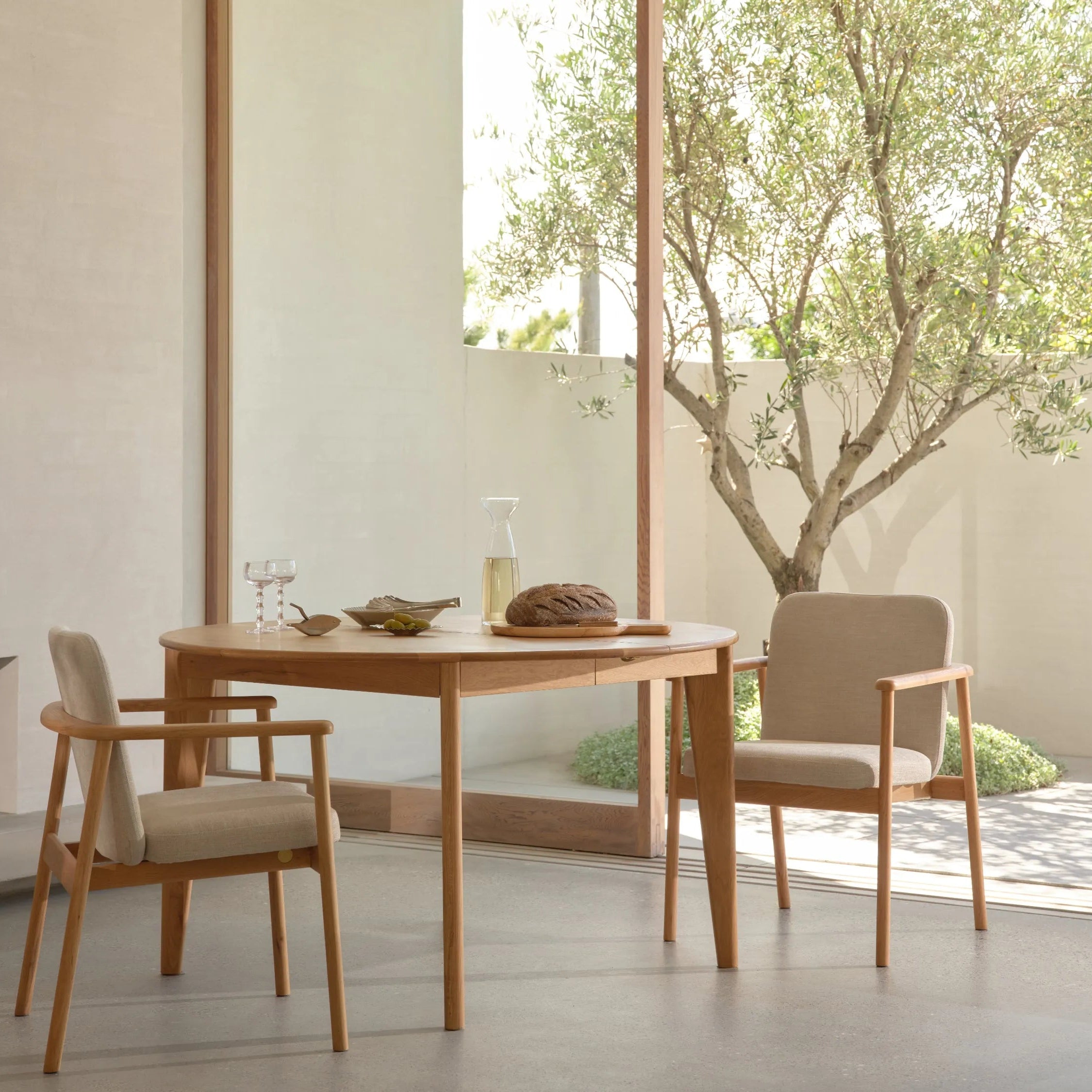 Jackson Dining Table Round Extendable 130-170 x 130cm Solid American Oak