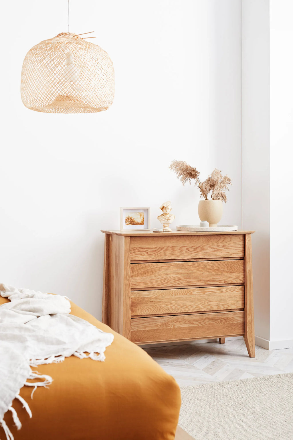 Jolanda Chest 4 Drawers 100 x 50cm Solid American Oak
