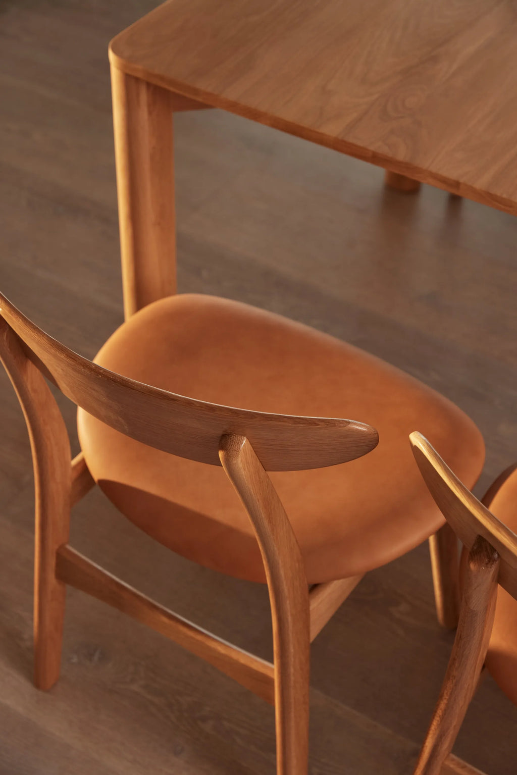 Magnus Dining Chair Tan Leather Solid American Oak