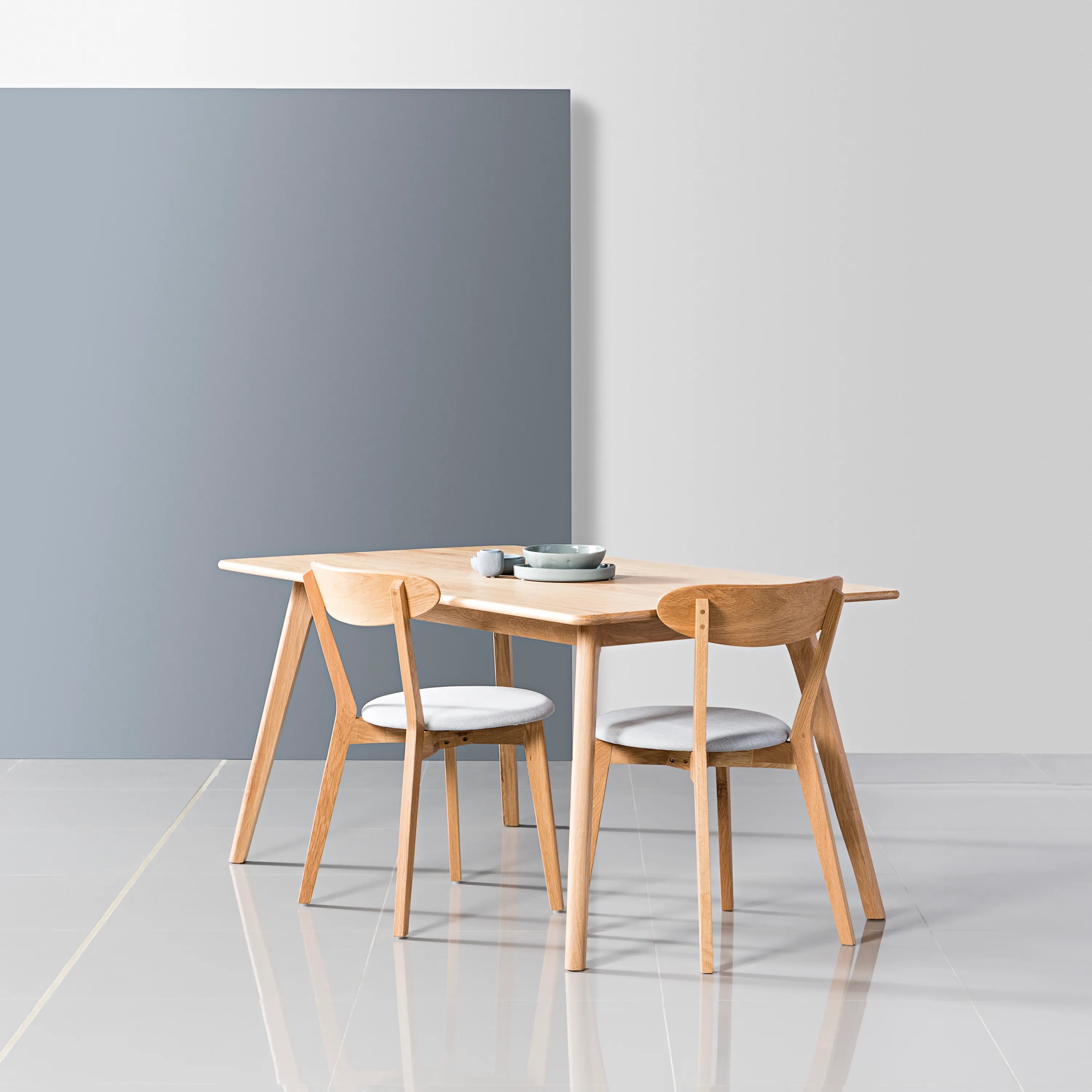 Magnus Dining Table 150 x 90cm Solid American Oak