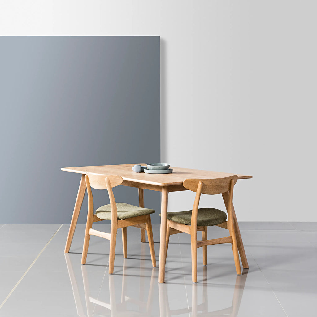 Magnus Dining Table 150 x 90cm Solid American Oak