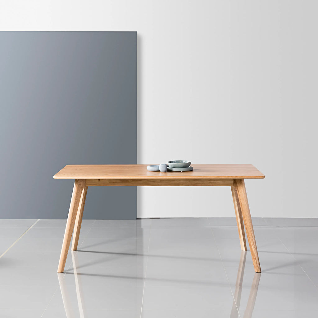 Magnus Dining Table 160 x 90cm Solid American Oak