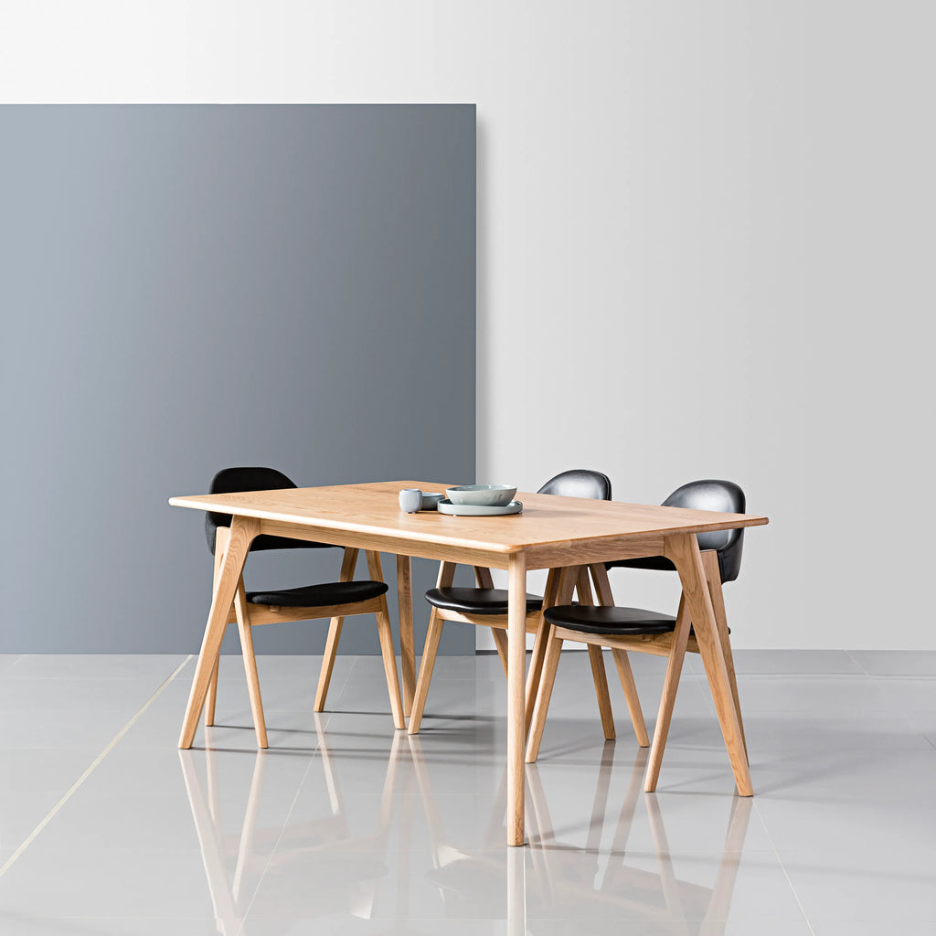 Magnus Dining Table 160 x 90cm Solid American Oak