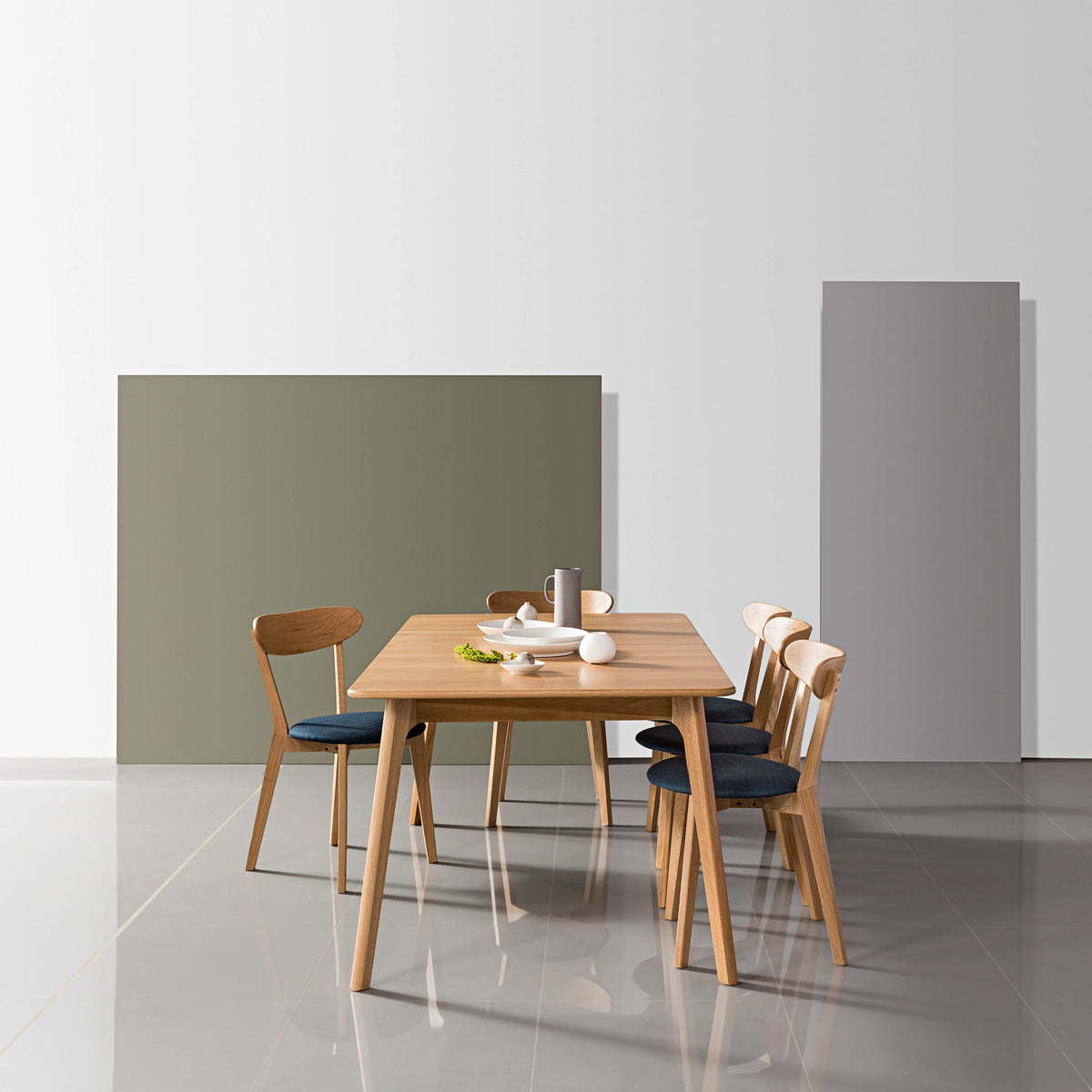 iconbydesign-magnus-dining-table-extendable-180-230x100cm-oak--OW1384--studio-d_staged-4.webp