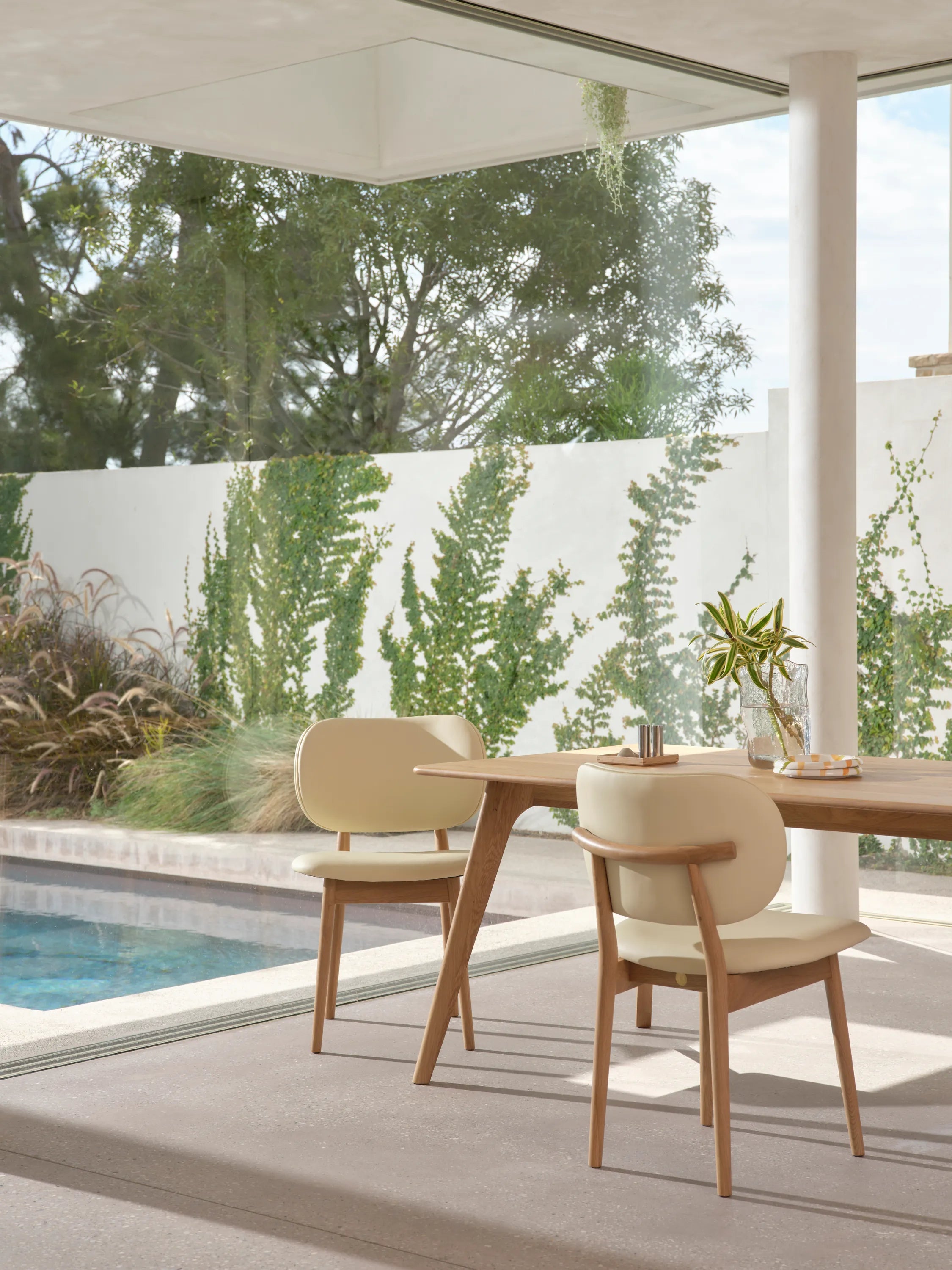 Magnus Dining Table Solid American Oak