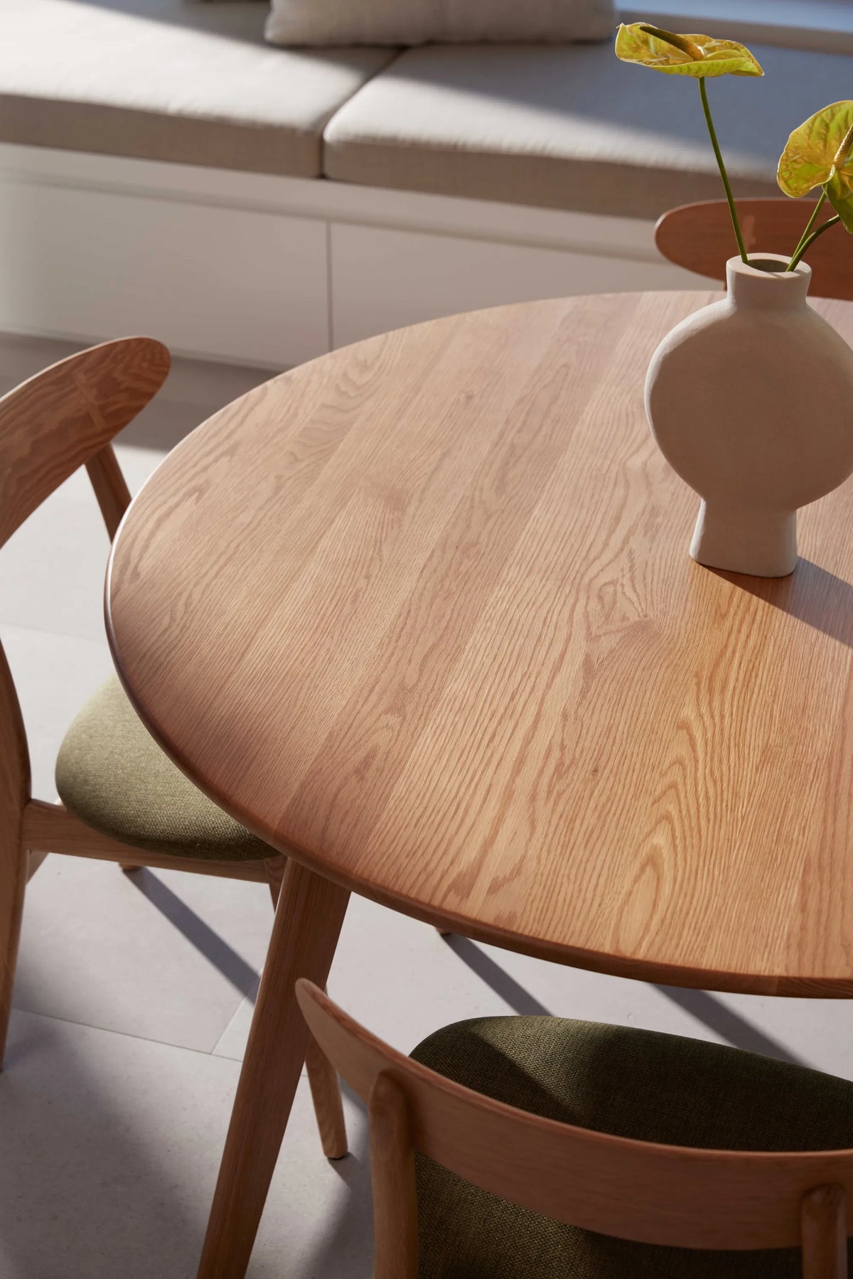 Magnus Dining Table Round 130cm Diameter Solid American Oak