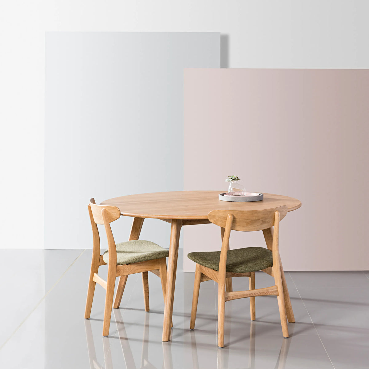 Magnus Dining Table Round 130cm Diameter Solid American Oak