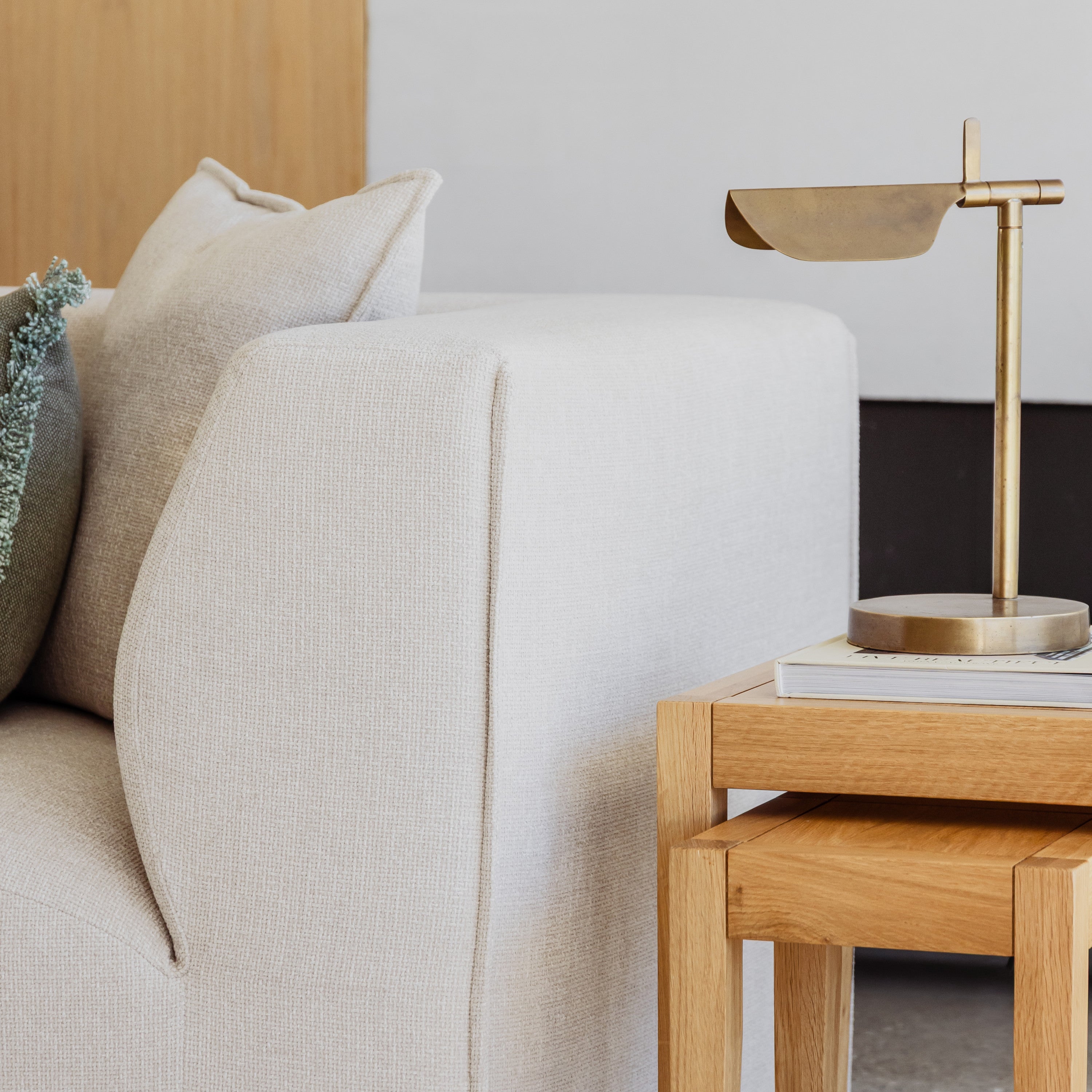 iconbydesign-walt-modular-sofa-ivory-beige-fabric-detail-1.jpg
