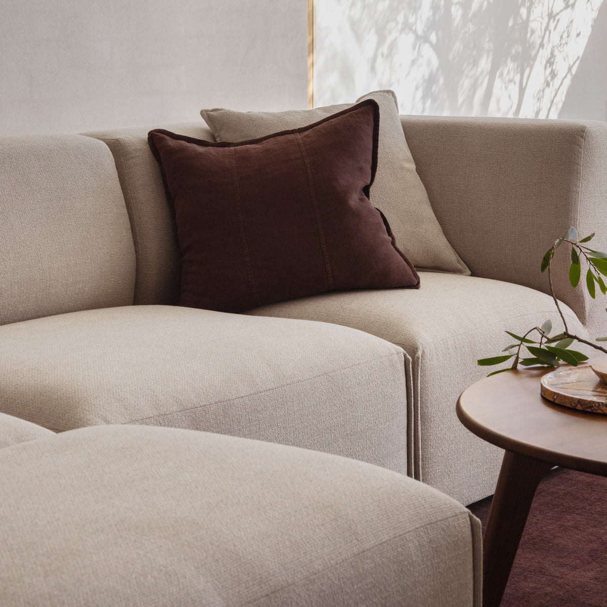 iconbydesign-walt-modular-sofa-ivory-beige-fabric-detail-2.jpg