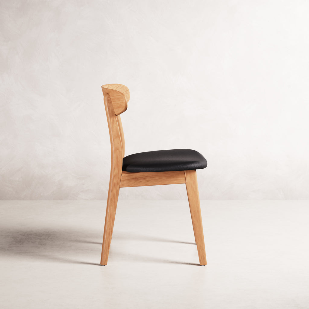 magnus-dining-chair-oak-black-leather--DF2GA1--01-cam-b0007.jpg