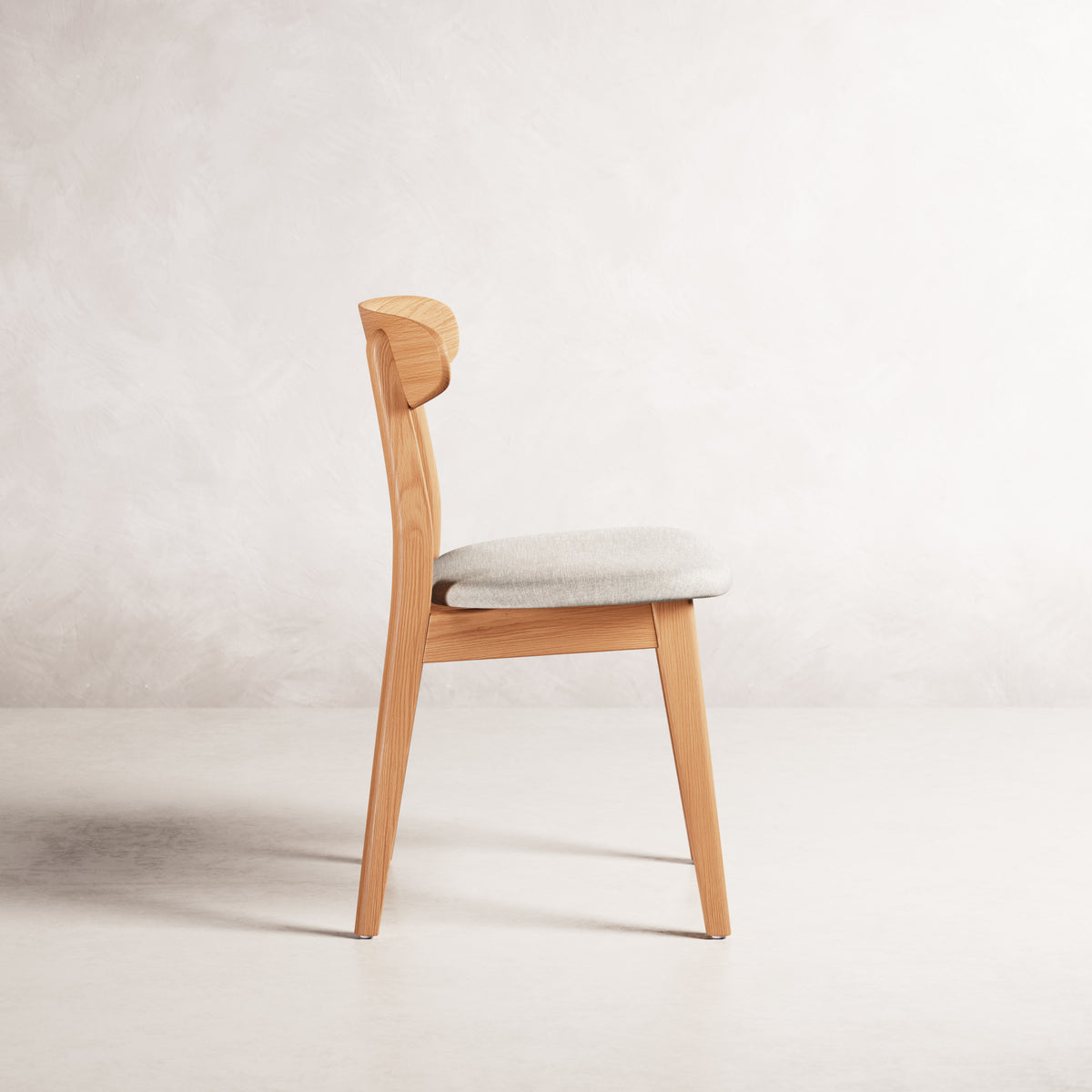 magnus-dining-chair-oak-oatmeal-beige-fabric--DF2DA1--01-cam-b0007.jpg