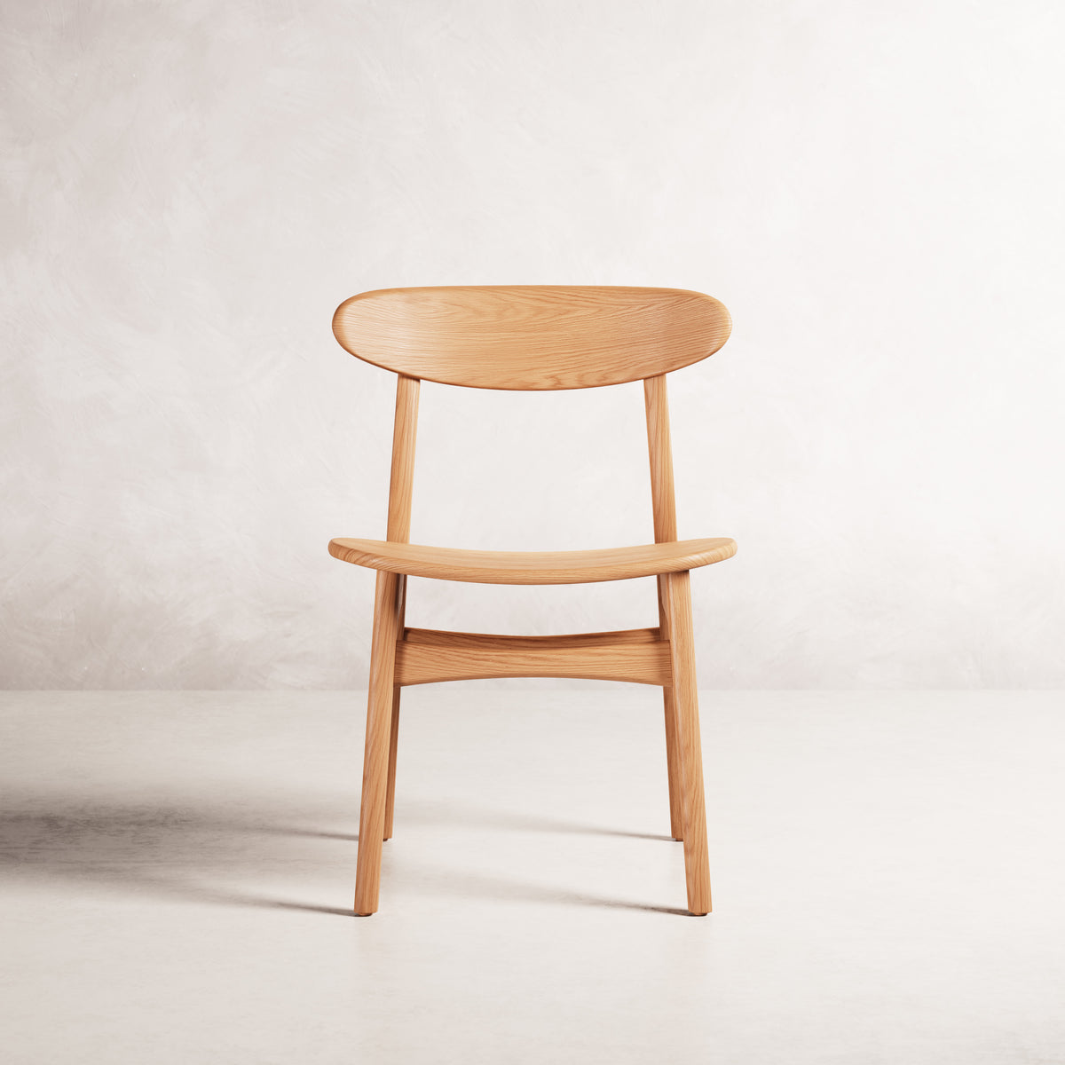 magnus-dining-chair-oak-solid-seat--DF2AA9--01-cam-b0034.jpg