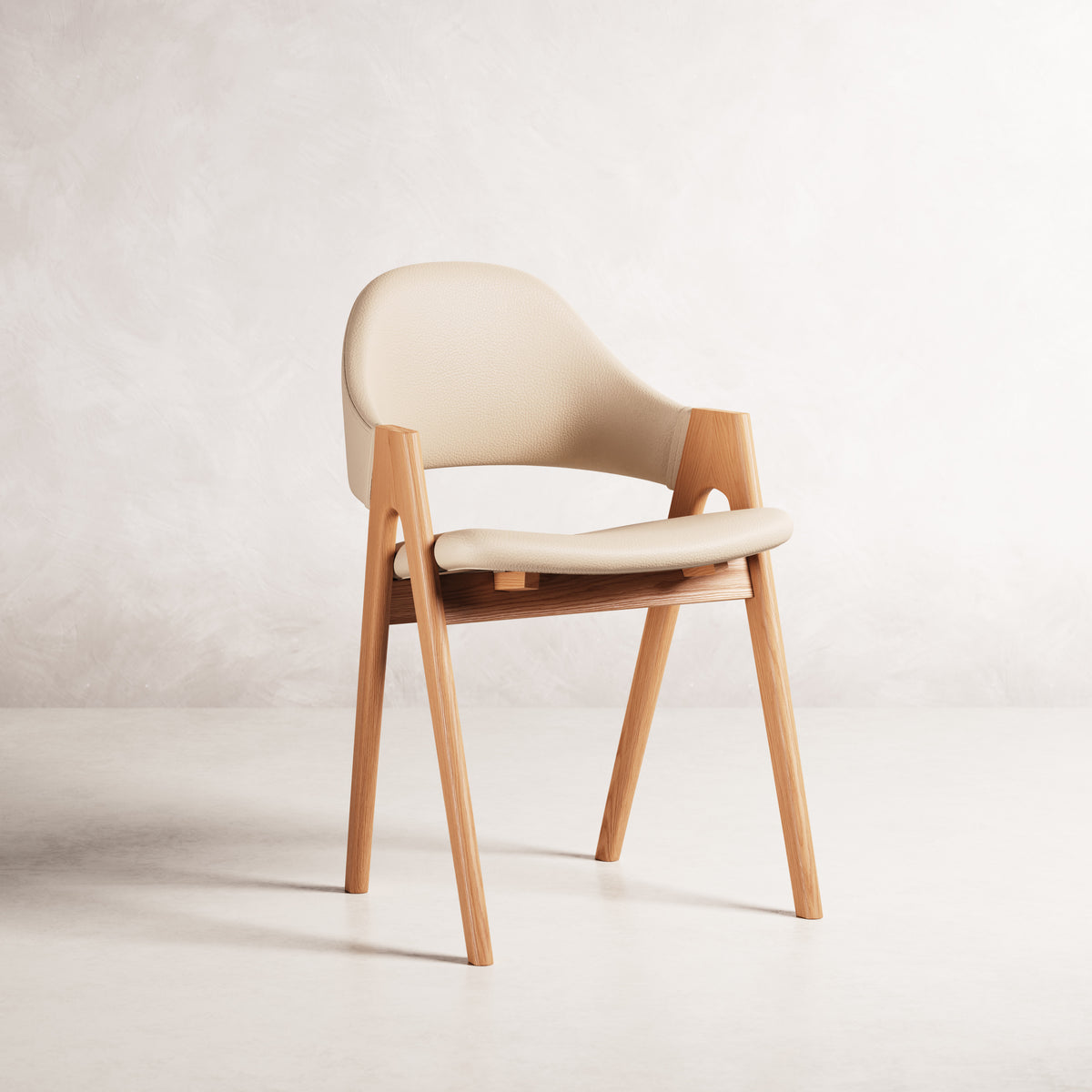 nestor-dining-chair-oak-cream-leather--DF4HA1--01-cam-b0001.jpg