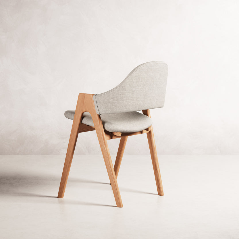 nestor-dining-chair-oak-oatmeal-beige-fabric--DF4DA1--01-cam-b0021.jpg
