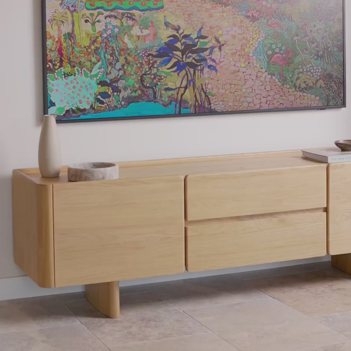 Luno-TV-Media-Console-Oak--RL1019--Lifestyle.mp4